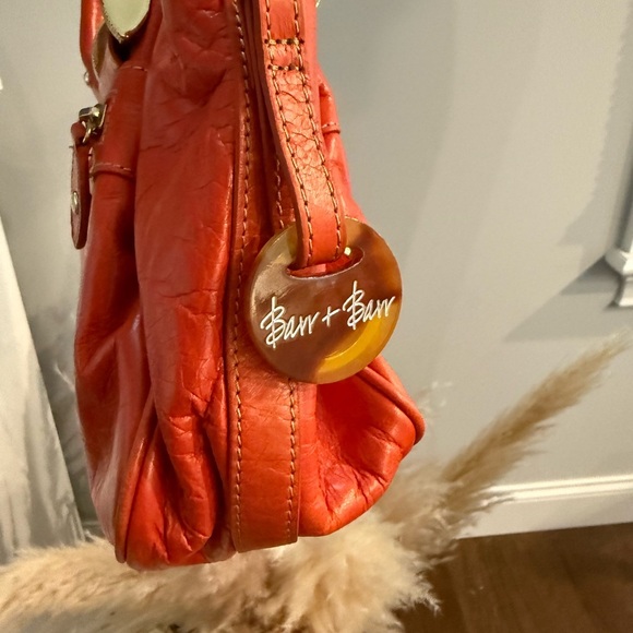 Barr Barr Orange  Leather Handbag with the gold hardware - Picture 4 of 6